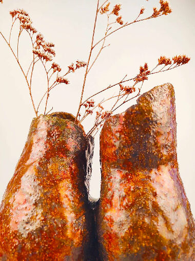 Перевернутая ваза  "Бедра"