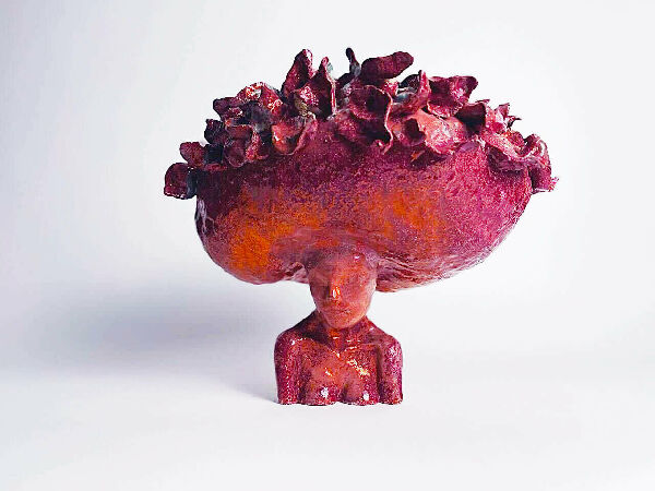 Керамічна скульптура "Квіткова леді"