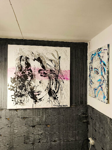 Жизнь продолжается