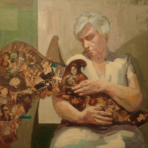 Мать держит птицу жизни