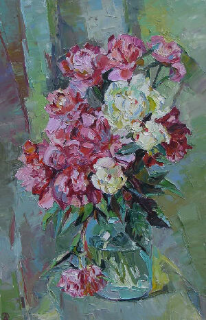 Півонії в останній день весни