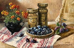 Натюрморт с бархатцами и сливами