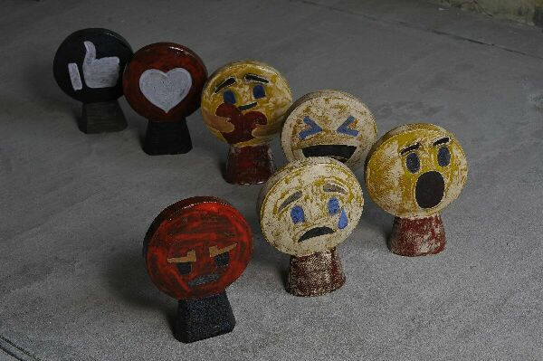 Творческая работа на тему "Эмодзи"