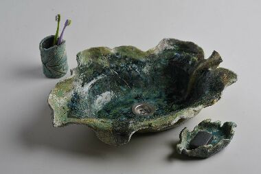 Мыльничка и стакан для щеток к рукомойнику "Листок"