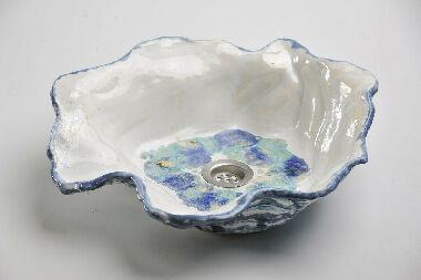 Рукомойник в виде ракушки