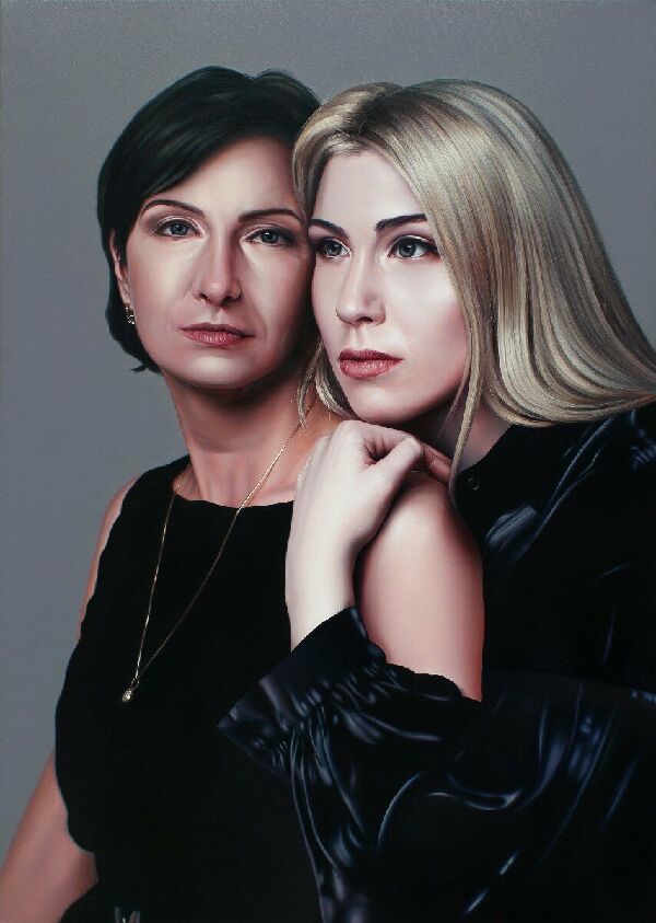 Портрет мамы с дочерью