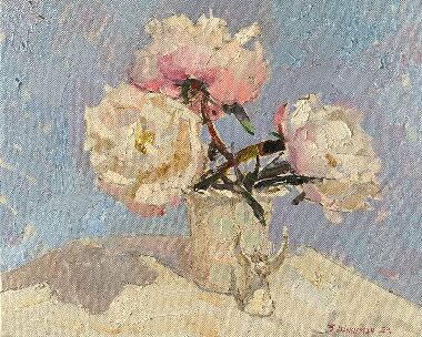 Пионы распустились